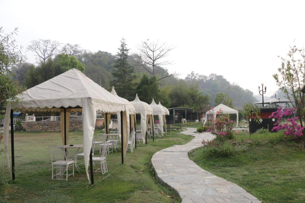 Grand Norling Hotel'S Resort Kathmandu Buitenkant foto