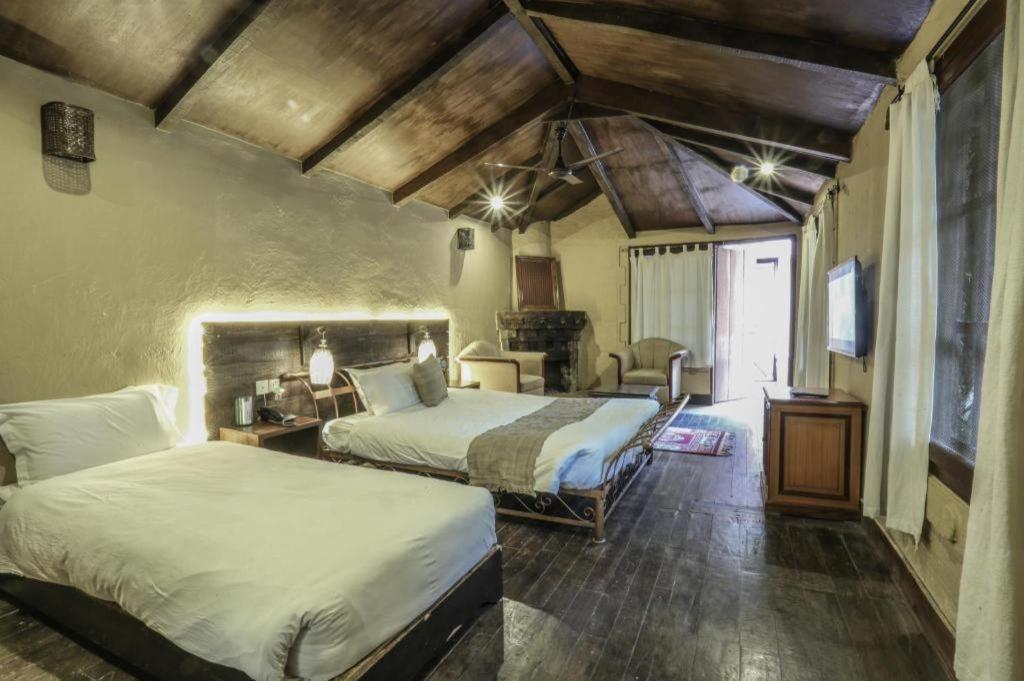 Grand Norling Hotel'S Resort Kathmandu Buitenkant foto