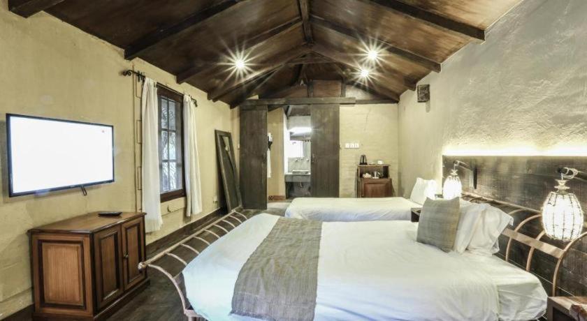 Grand Norling Hotel'S Resort Kathmandu Buitenkant foto